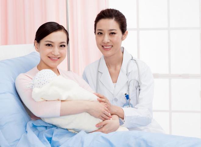 武汉夫妻诞下“镜面宝宝”，肝脏位置全部相反，网友：小说主角-武汉夫妻诞下"镜面宝宝"