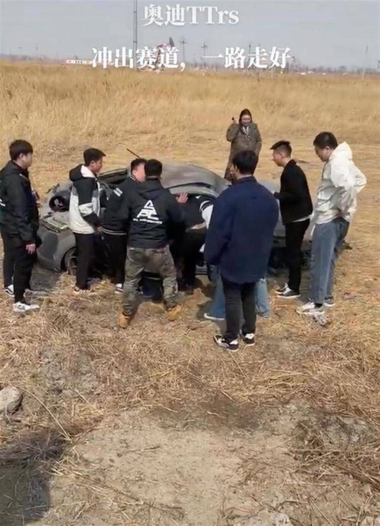 网红赛车手张雷被曝车祸去世：尾速接近300km/h，刹车印100多米-张雷kings