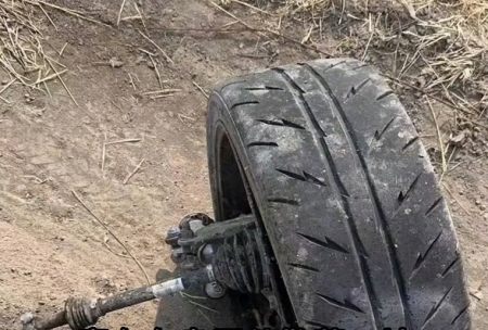 赛车手张雷车祸去世，车身受损严重，身价过亿留下两个儿子-张雷为什么退出