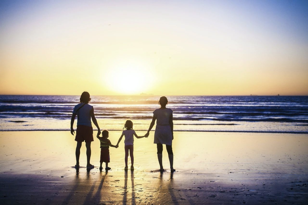 母亲节：你和母亲的关系，就是你和世界的关系-你和你母亲的关系决定你和世界的关系怎么理解