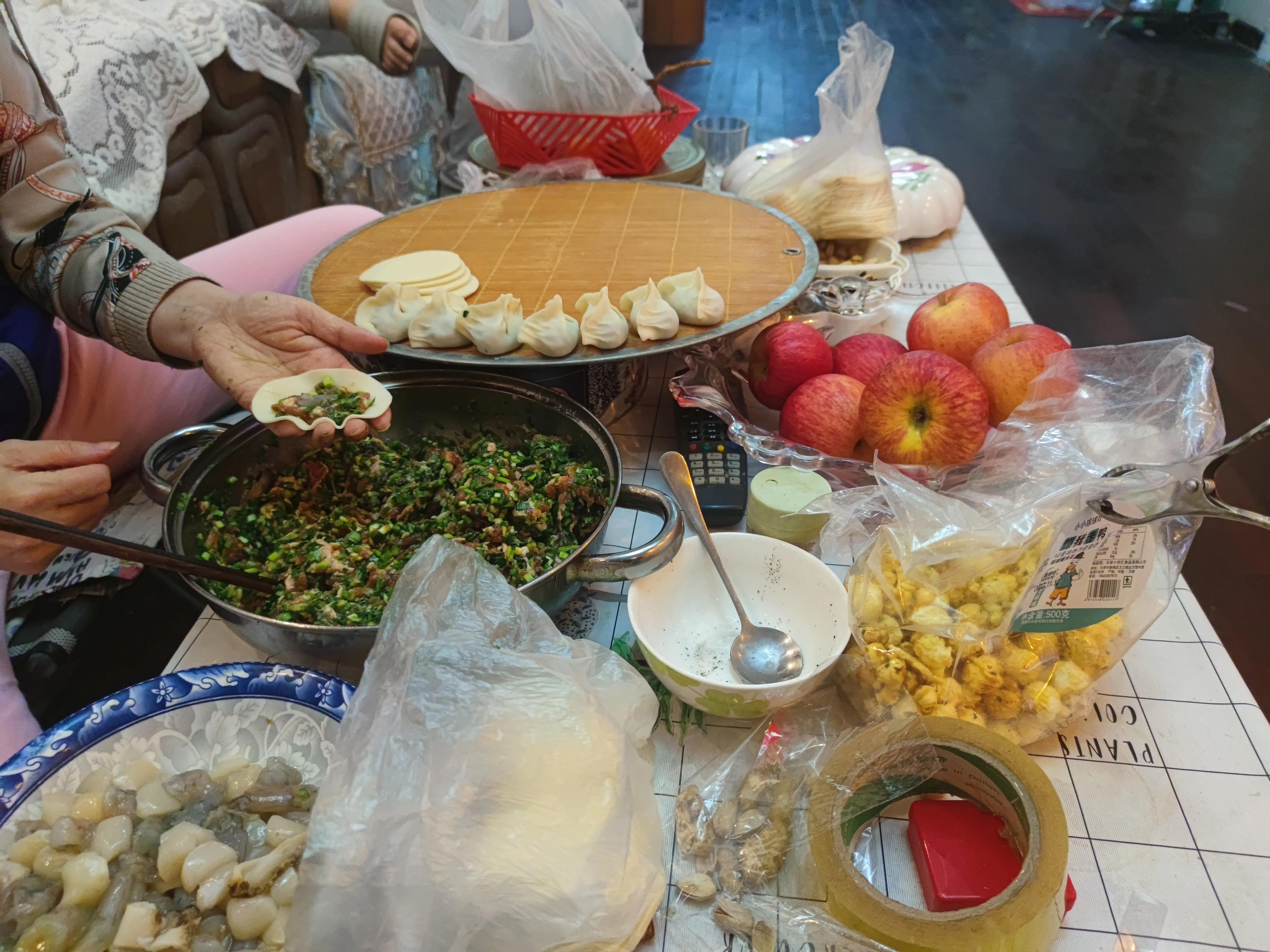 明日母亲节，不论多忙，4件大事别忘了做，感恩父母，妈妈更开心-明天是母亲节应该吃什么