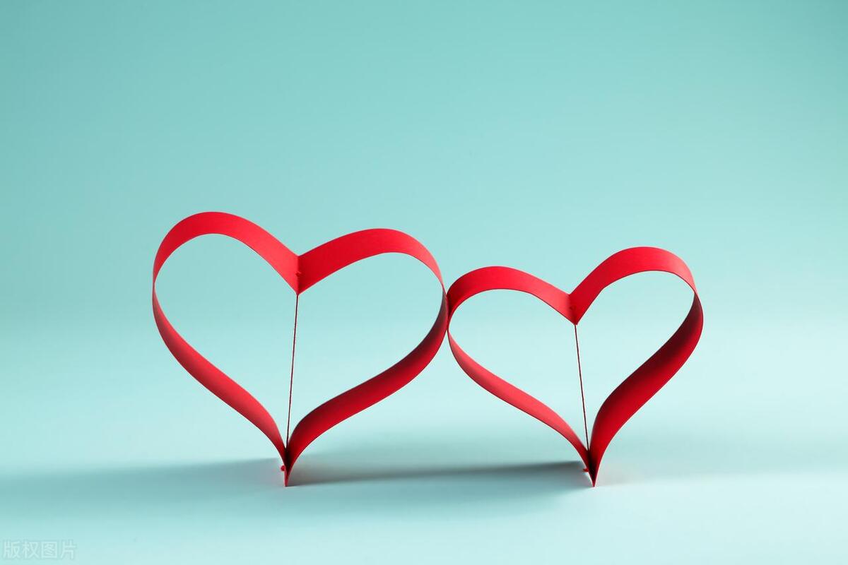 30句520浪漫朋友圈文案 | 遇见了你，从此波澜四起-520朋友圈文案简约有趣