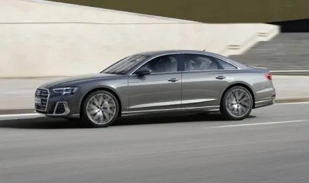 小满时节最是好的风景，驾驶奥迪A8L肆意驰骋！（2020款奥迪a8功能介绍）