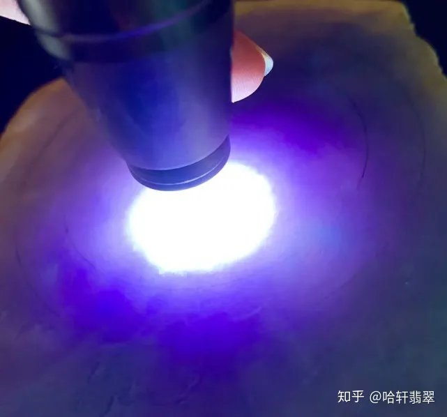 翡翠原石真假辨别方法，你都知道哪些？（翡翠原石怎么看真假 鉴别方法）