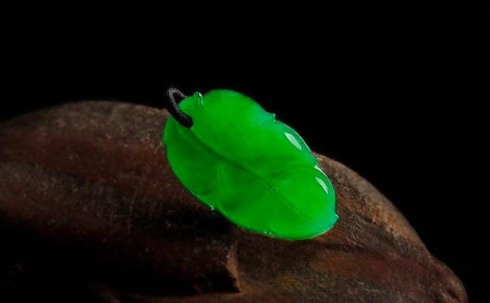 什么是翡翠的老种和老色？我们又该如何进行鉴定呢？（翡翠老翡翠）