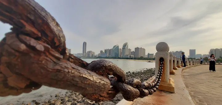 岭南师范学院怎么样？（岭南师范学院可以读研究生吗）