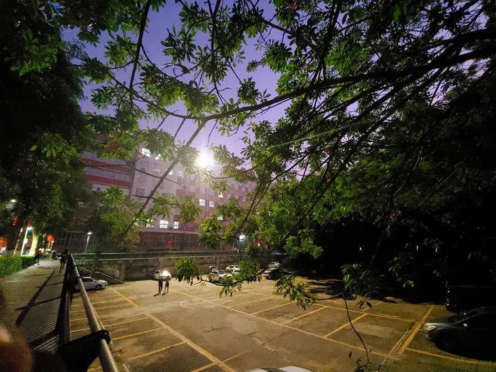 岭南师范学院怎么样？（岭南师范学院可以读研究生吗）