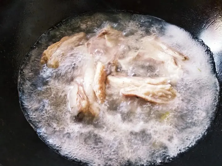 夏至来临，别忘了“补阳气”，吃2果食3肉-补阳气的食品有哪些