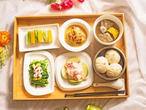 月子餐30天，每天的详细食谱安排（回顾篇）（月子餐30天,每天的详细食谱安排(回顾篇)）