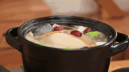 【孕妈30天饮食】剖宫产妈妈产后第1天月子餐食谱及做法推荐（剖腹产月子餐30天食谱及做法营养健康(2)）