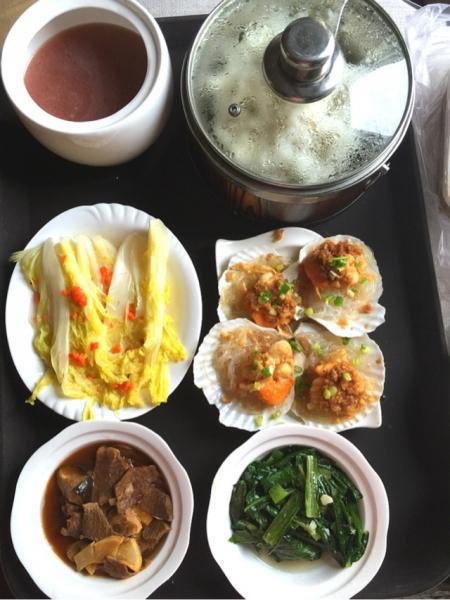 来记录下一位妈妈的月子餐，28天不重样，看得我都想生二胎了！（美味的月子餐食谱大全）