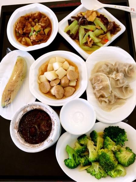 来记录下一位妈妈的月子餐，28天不重样，看得我都想生二胎了！（美味的月子餐食谱大全）