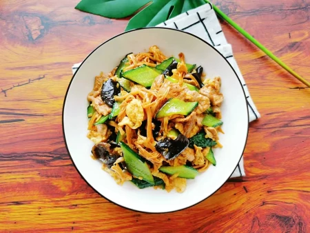 小满节气，天越来越热了，别忘吃这“健脑菜”，清热除湿补营养-小满节气中医养生