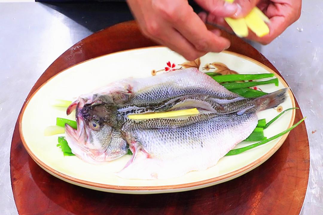 高考将近,建议家长:多给孩子吃这5种"补脑菜"，强过天天吃保健品（高考孩子吃啥补脑子?）