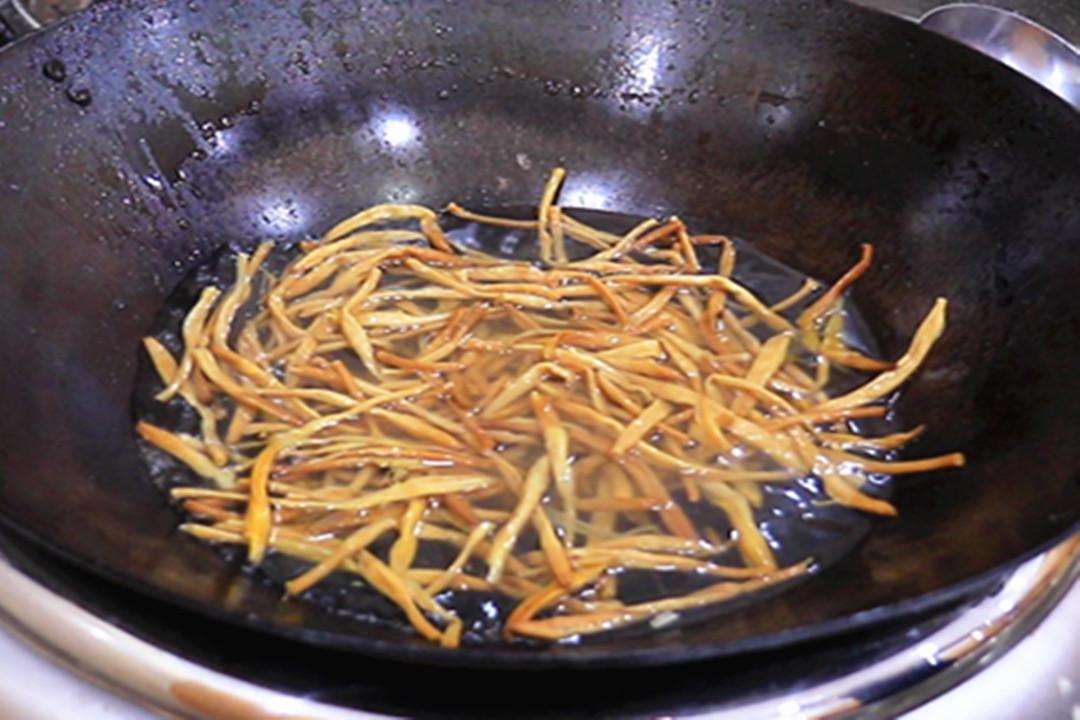 高考将近,建议家长:多给孩子吃这5种"补脑菜"，强过天天吃保健品（高考孩子吃啥补脑子?）