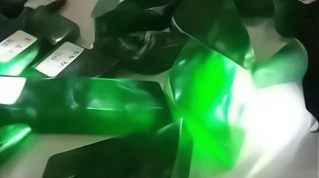 从身价10亿到一无所有，只因一块翡翠原石，又重回巅峰时刻！-10亿翡翠