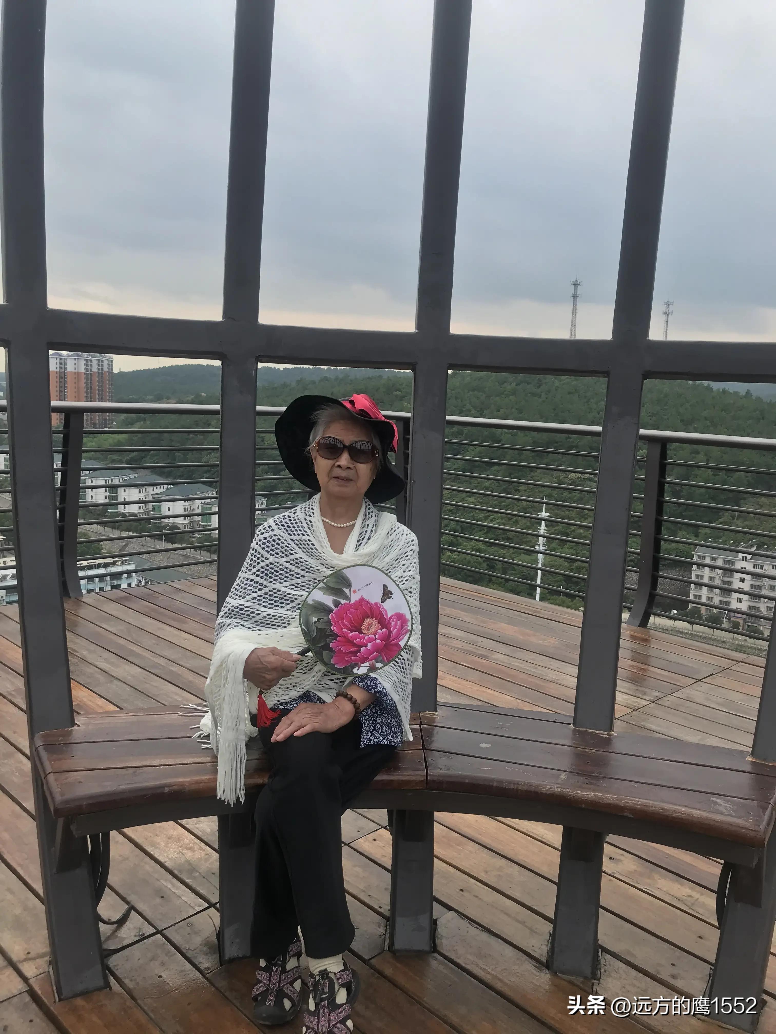 陪伴妈妈的幸福时光-陪伴妈妈的幸福时光的句子说说简短