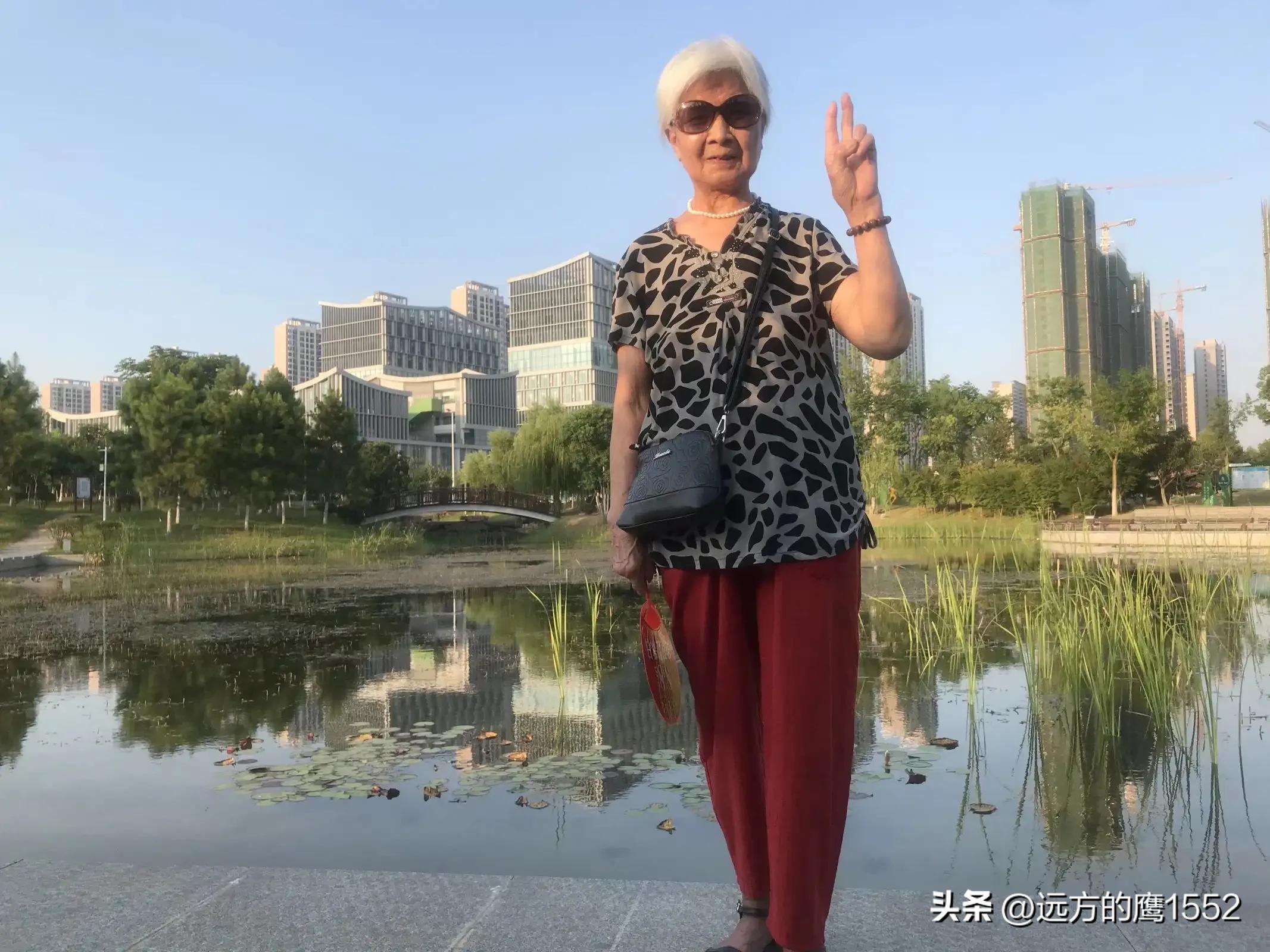 陪伴妈妈的幸福时光-陪伴妈妈的幸福时光的句子说说简短