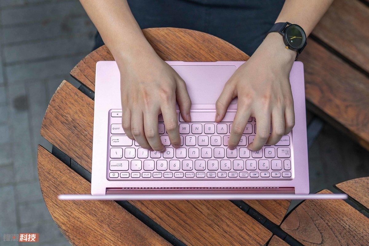 adolbook14笔记本体验：性能颜值一样都不能少（adolbook14eq）