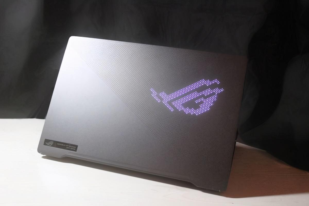 一款全能的14寸笔记本 华硕ROG幻14笔记本评测（rog幻14笔记本值得买吗）