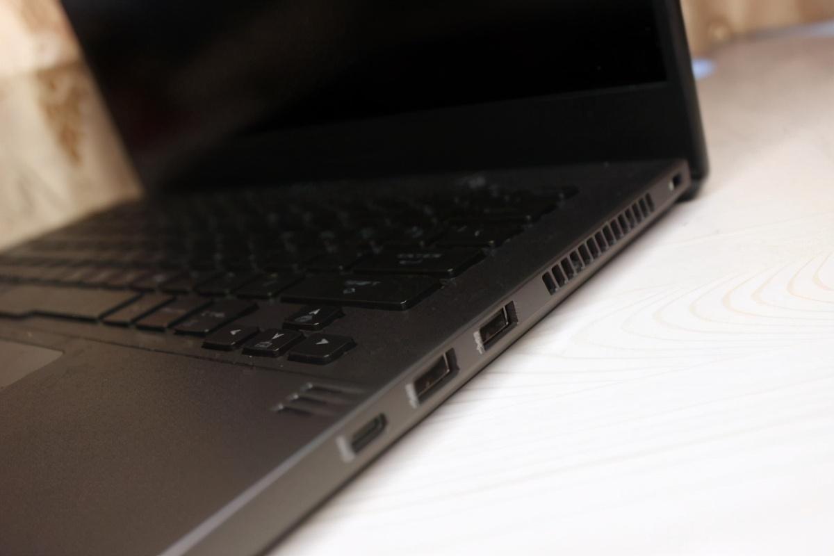 一款全能的14寸笔记本 华硕ROG幻14笔记本评测（rog幻14笔记本值得买吗）