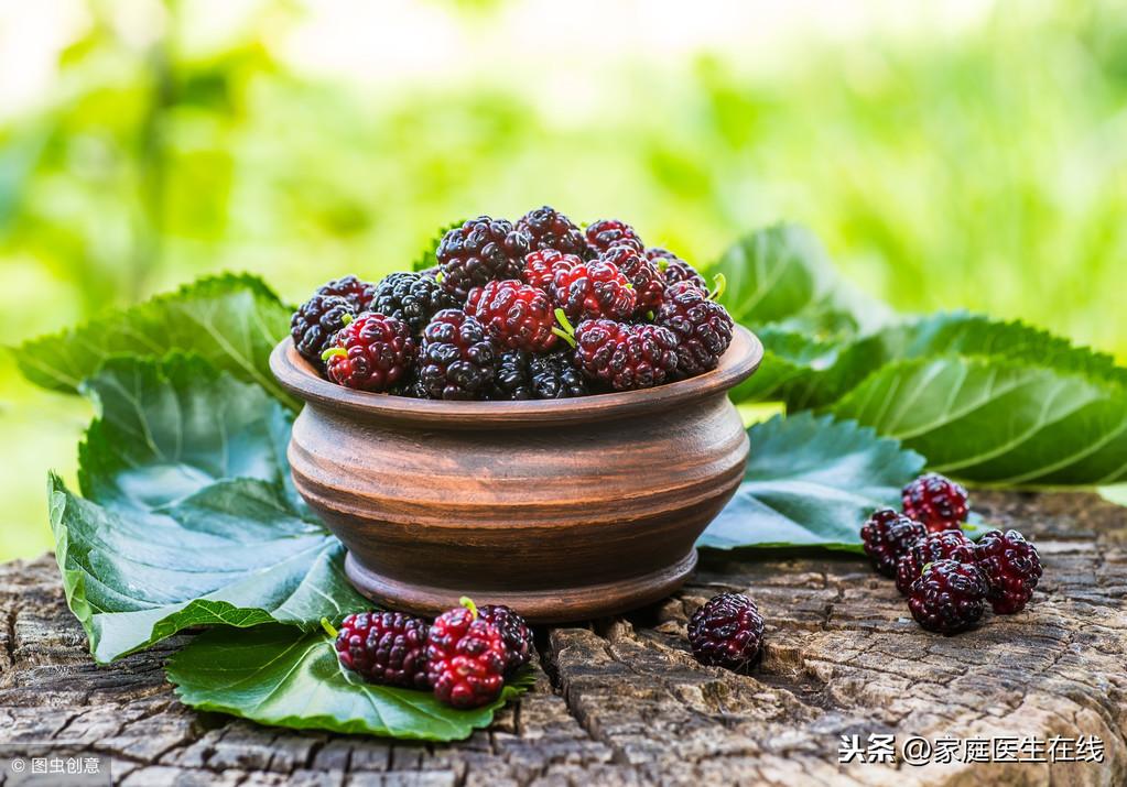爱吃桑葚的人要注意，没避开三个“坑”，还可能惹上麻烦（桑葚吃了好不好吃起什么作用）