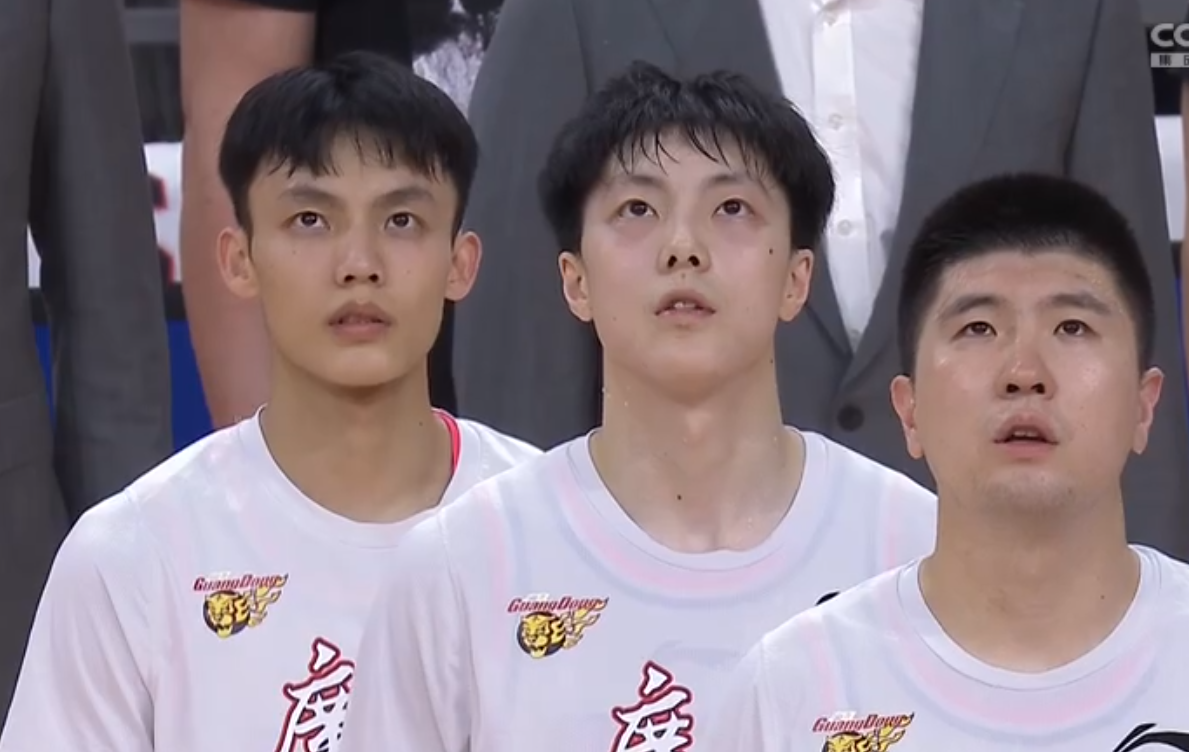 CBA3消息！夏季联赛时间确定，方硕放弃顶薪 郭艾伦玩得乐不思蜀（篮球队员方硕简历）