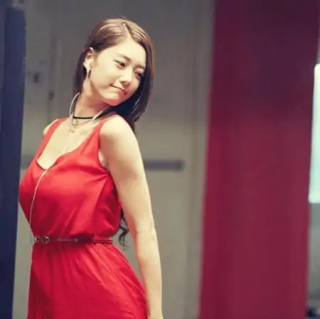 “亚洲第一美女”李成敏有多撩人？身材颜值双双在线，太有气质了-公认的亚洲第一美男