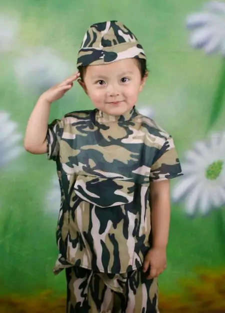 赵今麦，等比例长大的女明星，小时候真可爱-赵今麦长个了