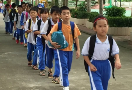 暑假来临！2023大、中小学放假时间出炉，家长：又头大了（2020年寒假中小学生什么时候放假）