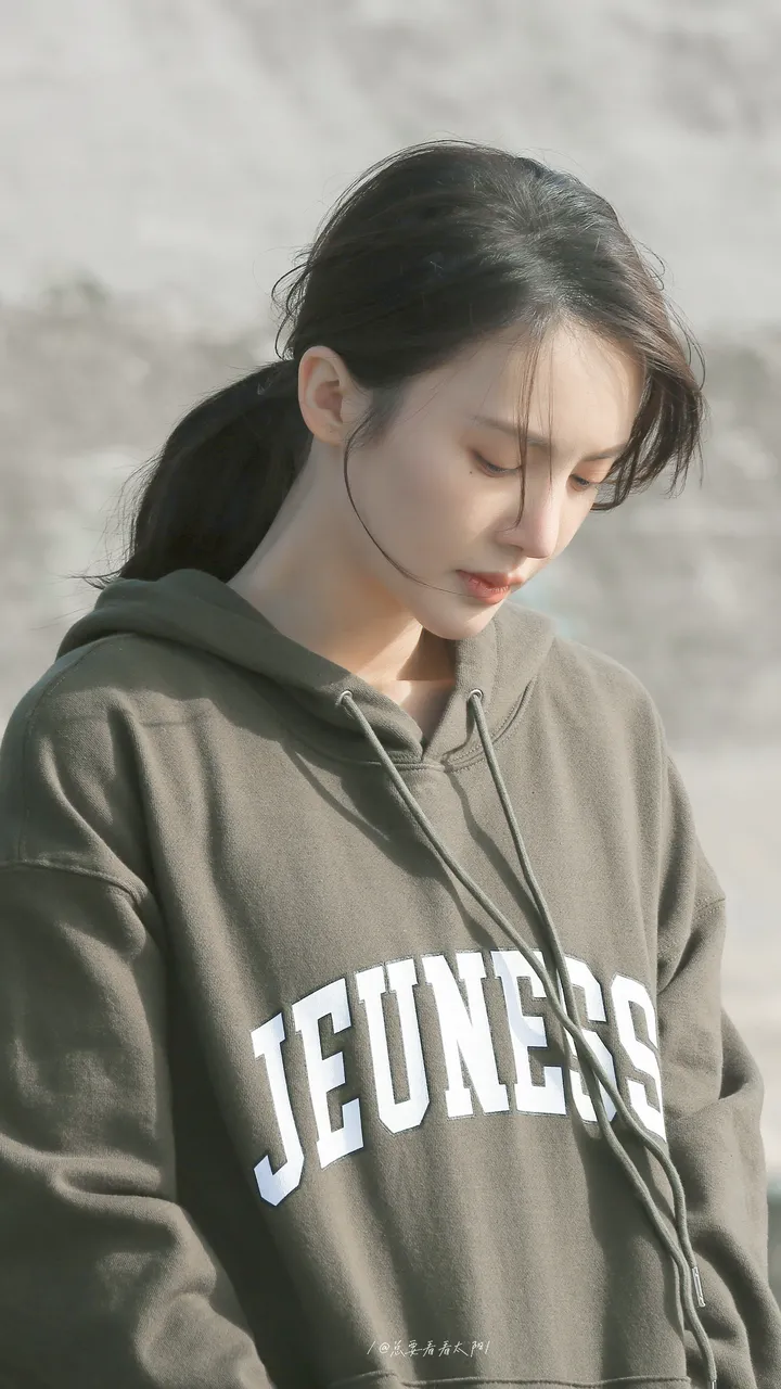 你有哪些惊艳绝色的美女手机壁纸？-美女手机壁纸高清抖音