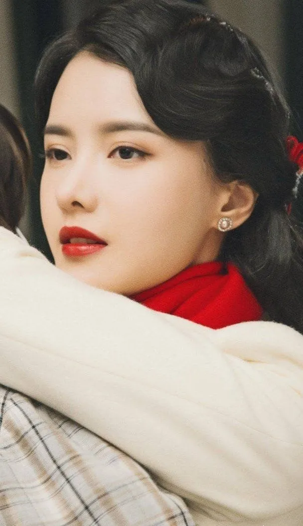 你有哪些惊艳绝色的美女手机壁纸？-美女手机壁纸高清抖音