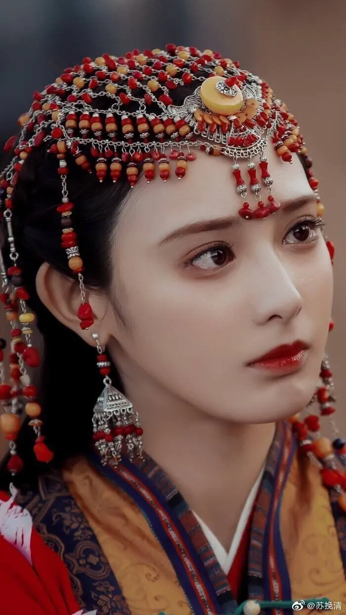 你有哪些惊艳绝色的美女手机壁纸？-美女手机壁纸高清抖音