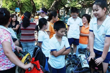 2023全国中小学暑假放假时间更新，家长们表示烦恼（2021年中小学放暑假日期是哪一天）