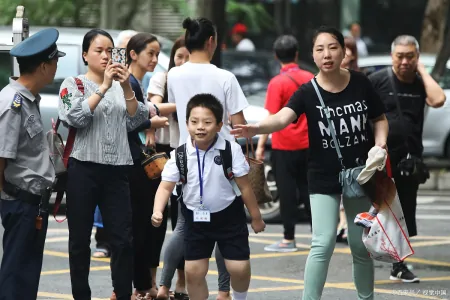 河北当地通知！2023中小学暑假放假时间敲定，家长：倍感期待（2021年河北暑假中小学放假时间）