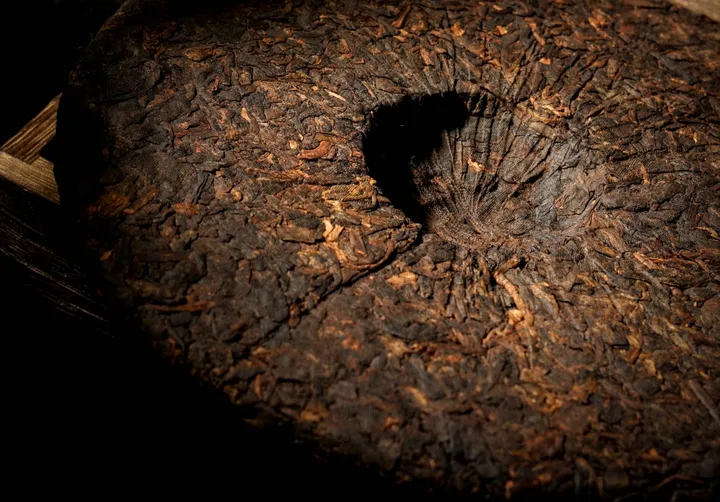 普洱生茶与普洱熟茶有什么区别？（普洱生茶和普洱熟茶各有什么作用）