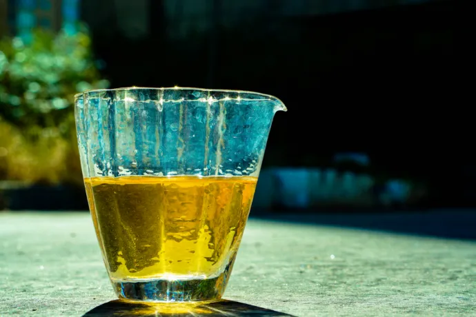 普洱生茶与普洱熟茶有什么区别？（普洱生茶和普洱熟茶各有什么作用）