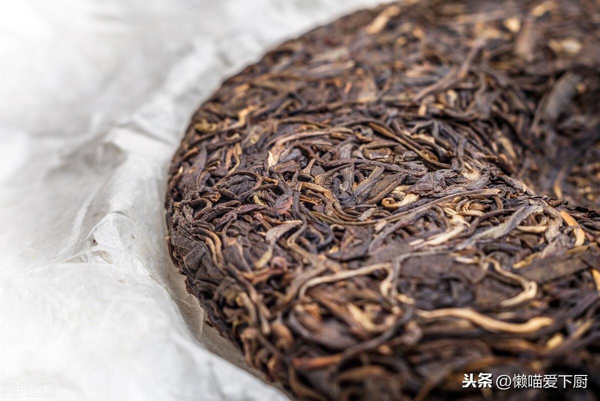 同是普洱，选“生茶”还是“熟茶”？有啥区别？才知道价值差很多（普洱生茶和熟茶的区别:优缺点和冲泡方法!）