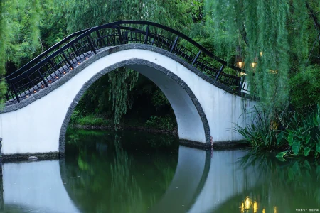 双子座：锲而不舍，金石可镂，业精于勤，勤则博济斯民而神祇钦仰-双子座金牛座配对指数