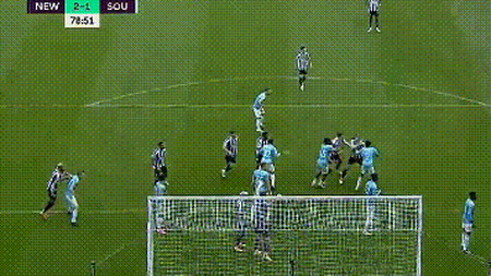 英超争冠大变！曼城2-1，超阿森纳1分，曼联1-0维拉，纽卡3-1逆转（英超曼城视频）