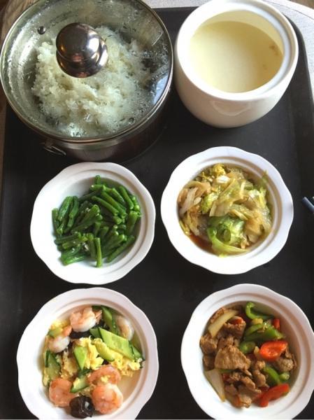 来记录下一位妈妈的月子餐，28天不重样，看得我都想生二胎了！-月子餐30天食谱子