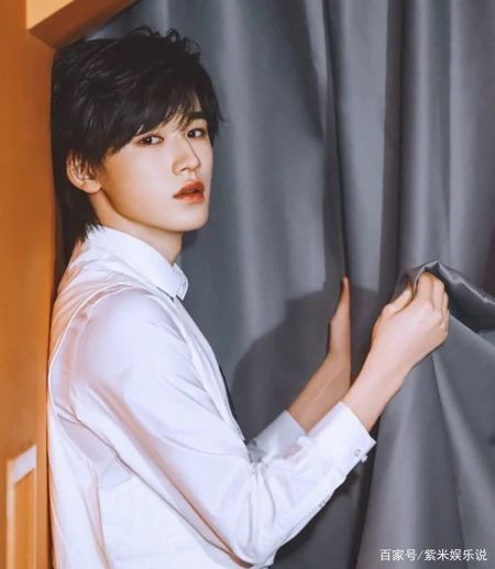 追星宋亚轩该起什么网名？宋亚轩是哪个公司的艺人？-关于宋亚轩的追星文案