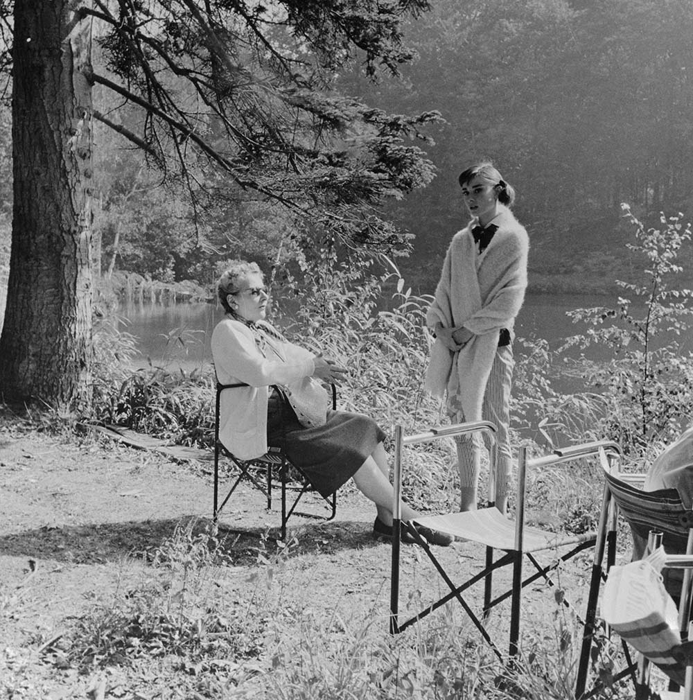 「图集」母亲节：名人与母亲的珍贵瞬间（关于名人的母亲的故事）