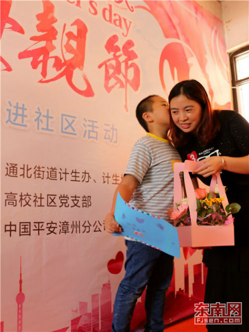 母亲节说说大全带图片感人 适合母亲节发朋友圈说说句子简短（母亲节说说短句）