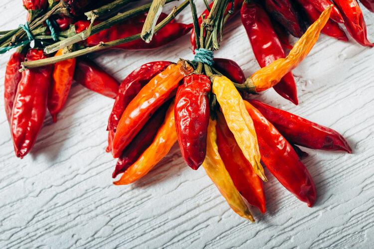 多吃辣椒能长寿？北大研究：常吃辣椒或能降低死亡风险，吃多少好（吃辣对寿命有影响吗）