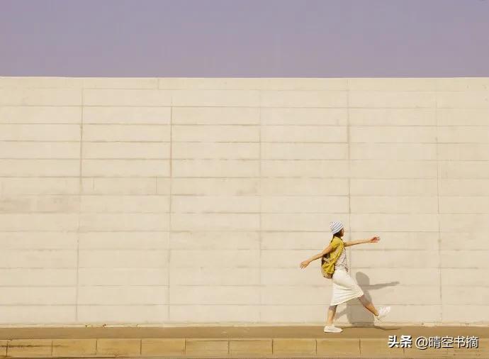 六一儿童节暖心文案/人生有无数个夏天，却只有一次少年-六一儿童节唯美文案短句