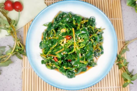 一清热，二消炎，三降血压，路边随处可见，季节性强，遇到别错过（清热消炎宁片主要是治什么病）