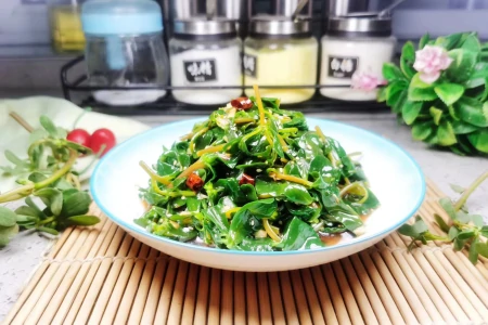 一清热，二消炎，三降血压，路边随处可见，季节性强，遇到别错过（清热消炎宁片主要是治什么病）