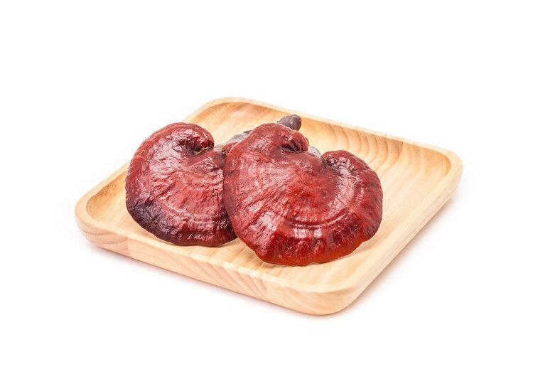 炒得火热的灵芝孢子粉，到底有什么功效？癌症病人可以吃吗？（灵芝菌炒肉）