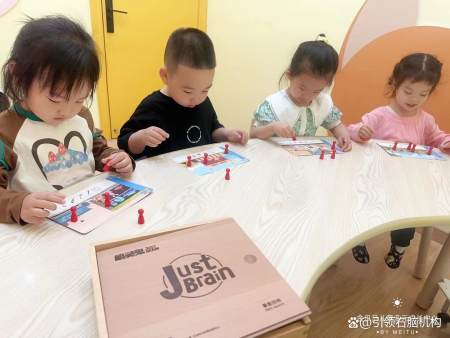 招生不再难！早教托育机构必备的5个招生秘诀-早教托育中心招生简介模板